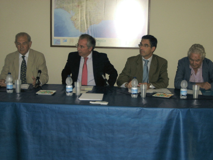 Nota de prensa: FERAGUA ANIMA A LOS REGANTES GADITANOS A CONSEGUIR AHORROS DE MÁS DEL 10% EN SU FACTURA ELÉCTRICA ADHIRIÉNDOSE A LA CENTRAL DE COMPRAS DEL REGADÍO ANDALUZ Nota de prensa: FERAGUA ANIMA A LOS REGANTES GADITANOS A CONSEGUIR AHORROS DE MÁS DEL 10% EN SU FACTURA ELÉCTRICA ADHIRIÉNDOSE A LA CENTRAL DE COMPRAS DEL REGADÍO ANDALUZ