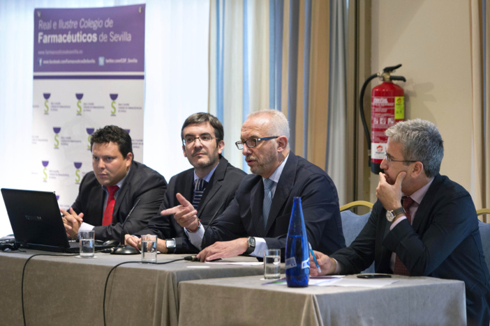 El Colegio guiará a los farmacéuticos en la puesta en marcha de los portales de venta de medicamentos por internet El Colegio guiará a los farmacéuticos en la puesta en marcha de los portales de venta de medicamentos por internet