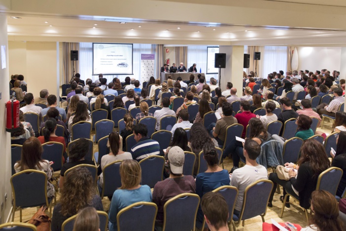 El Colegio guiará a los farmacéuticos en la puesta en marcha de los portales de venta de medicamentos por internet El Colegio guiará a los farmacéuticos en la puesta en marcha de los portales de venta de medicamentos por internet