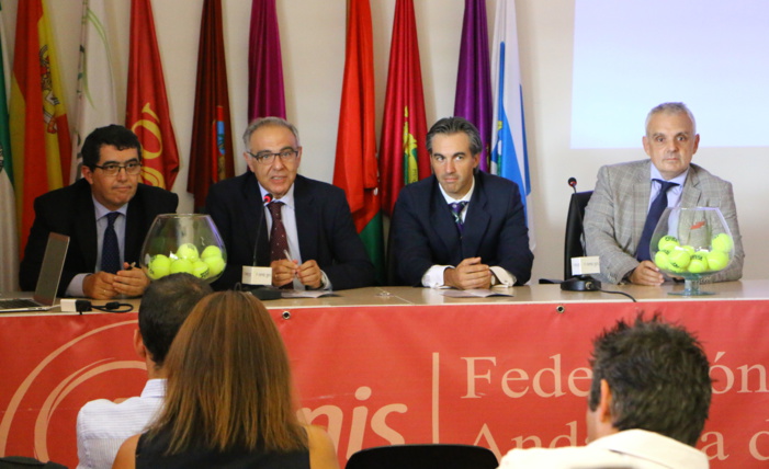 Sevilla acoge hoy y mañana el primer encuentro nacional dedicado específicamente a abordar las lesiones de hombro en deportistas desde un punto de vista multidisciplinar Sevilla acoge hoy y mañana el primer encuentro nacional dedicado específicamente a abordar las lesiones de hombro en deportistas desde un punto de vista multidisciplinar