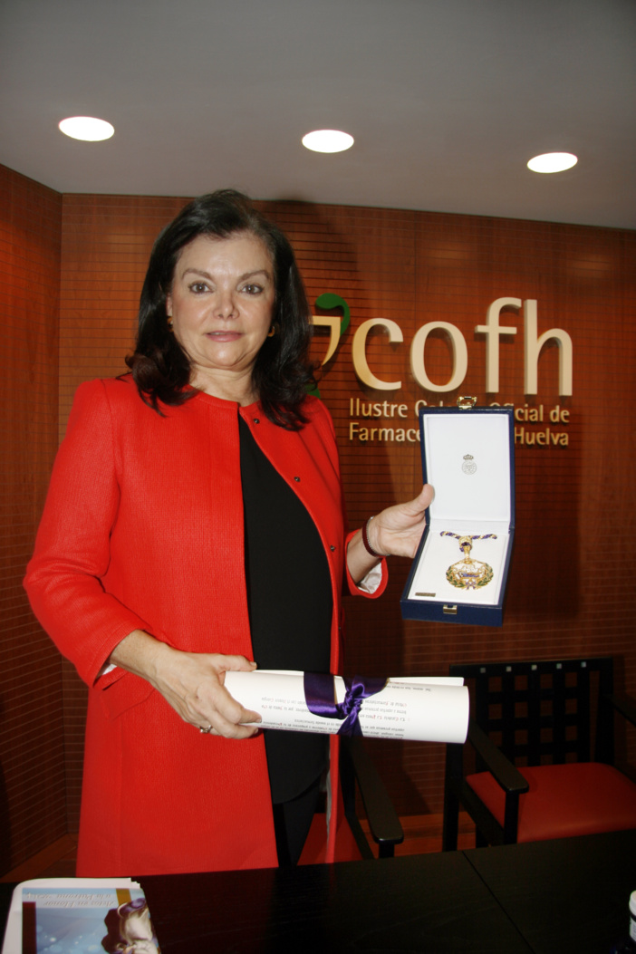 Carmen Peña invita a los farmacéuticos onubenses a construir entre todos “la farmacia del futuro, excelente y comprometida con el paciente” Carmen Peña invita a los farmacéuticos onubenses a construir entre todos “la farmacia del futuro, excelente y comprometida con el paciente”