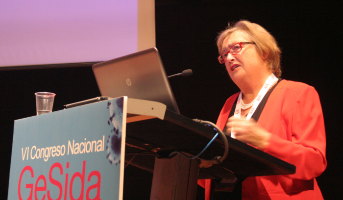 Margaret Stanley: “Una vacunación sin distinción de género es la mejor manera de lograr una verdadera inmunidad de grupo y la protección contra el VPH en hombres y mujeres” Margaret Stanley: “Una vacunación sin distinción de género es la mejor manera de lograr una verdadera inmunidad de grupo y la protección contra el VPH en hombres y mujeres”