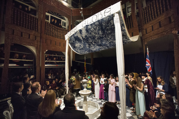 NOTA DE PRENSA: MÁS DE 1.000 ALUMNOS, PROFESORES Y PADRES RECREAN LA HISTORIA, CULTURA, CIENCIA Y GASTRONOMÍA DEL REINO UNIDO NOTA DE PRENSA: MÁS DE 1.000 ALUMNOS, PROFESORES Y PADRES RECREAN LA HISTORIA, CULTURA, CIENCIA Y GASTRONOMÍA DEL REINO UNIDO