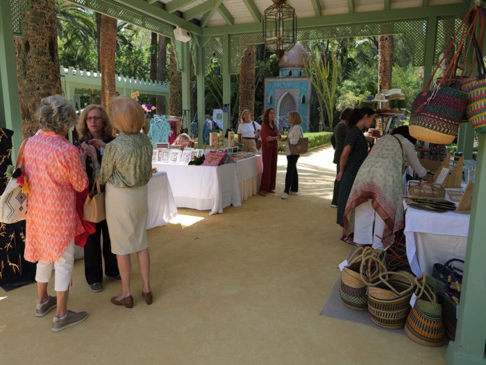 Nota - Más de una treintena de empresas y negocios participan en la “Cruz de Mayo” de Nuevo Futuro Sevilla para recaudar fondos para su nuevo piso para jóvenes en riesgo de exclusión social Nota - Más de una treintena de empresas y negocios participan en la “Cruz de Mayo” de Nuevo Futuro Sevilla para recaudar fondos para su nuevo piso para jóvenes en riesgo de exclusión social