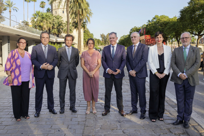 Jaime Román Alvarado, nuevo presidente del Colegio de Farmacéuticos de Sevilla: “Ha llegado la hora de estrechar de verdad la colaboración entre la Farmacia y la Atención Primaria” Jaime Román Alvarado, nuevo presidente del Colegio de Farmacéuticos de Sevilla: “Ha llegado la hora de estrechar de verdad la colaboración entre la Farmacia y la Atención Primaria”