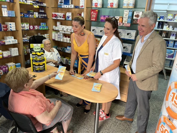 Las farmacias cordobesas colaboran con la iniciativa del Ayuntamiento de Córdoba para prevenir los efectos de las altas temperaturas entre las personas de mayor edad Las farmacias cordobesas colaboran con la iniciativa del Ayuntamiento de Córdoba para prevenir los efectos de las altas temperaturas entre las personas de mayor edad
