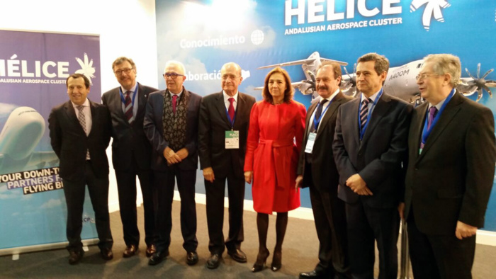HÉLICE LIDERA LA PARTICIPACIÓN DEL SECTOR AEROESPACIAL ANDALUZ EN EL FORO DE INNOVACIÓN Y TECNOLOGÍA TRANSFIERE 2015 HÉLICE LIDERA LA PARTICIPACIÓN DEL SECTOR AEROESPACIAL ANDALUZ EN EL FORO DE INNOVACIÓN Y TECNOLOGÍA TRANSFIERE 2015