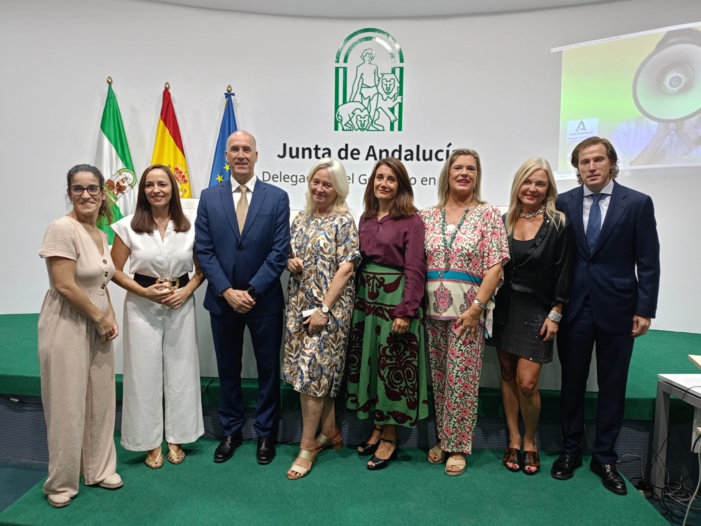 Los farmacéuticos de Cádiz presentan su estrategia asistencial y social para contribuir a los Objetivos de Desarrollo Sostenible de Naciones Unidas Los farmacéuticos de Cádiz presentan su estrategia asistencial y social para contribuir a los Objetivos de Desarrollo Sostenible de Naciones Unidas