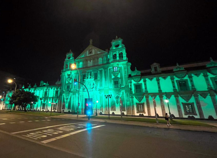 Nota de prensa - El Palacio de la Merced y la sede de EMACSA en Córdoba se iluminan de verde para conmemorar el Día Mundial del Farmacéutico Nota de prensa - El Palacio de la Merced y la sede de EMACSA en Córdoba se iluminan de verde para conmemorar el Día Mundial del Farmacéutico