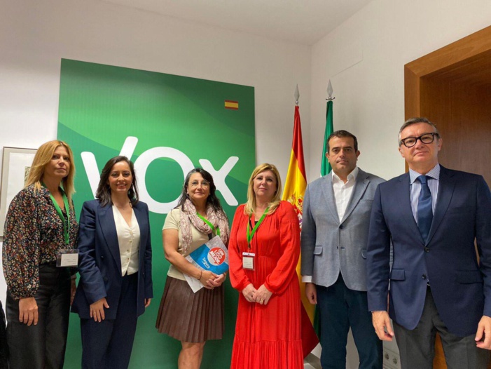 El sindicato USO emprende una ronda de encuentros con los grupos del Parlamento de Andalucía para exponerles las deudas pendientes con la enseñanza concertada andaluza y que por fin puedan ser atendidas en los presupuestos de 2024