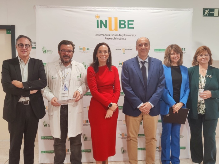 NOTA DE PRENSA: LA CONSEJERA DE SALUD INAUGURA LA IV JORNADA CIENTÍFICA DE INUBE, QUE ACOGE LOS AVANCES DE LA INVESTIGACIÓN BIOSANITARIA DE EXTREMADURA EN MEDICINA PERSONALIZADA Y ATENCIÓN DE LA FRAGILIDAD EN LAS PERSONAS MAYORES NOTA DE PRENSA: LA CONSEJERA DE SALUD INAUGURA LA IV JORNADA CIENTÍFICA DE INUBE, QUE ACOGE LOS AVANCES DE LA INVESTIGACIÓN BIOSANITARIA DE EXTREMADURA EN MEDICINA PERSONALIZADA Y ATENCIÓN DE LA FRAGILIDAD EN LAS PERSONAS MAYORES