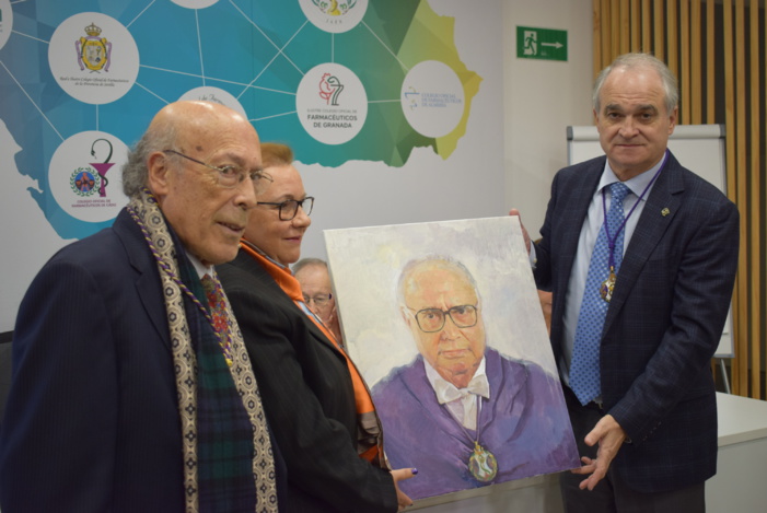 Nota de prensa - La Academia Iberoamericana de Farmacia cierra su curso académico 2022-2023 con la toma de posesión de los nuevos miembros numerarios y un homenaje a Guillermo Verdejo Nota de prensa - La Academia Iberoamericana de Farmacia cierra su curso académico 2022-2023 con la toma de posesión de los nuevos miembros numerarios y un homenaje a Guillermo Verdejo