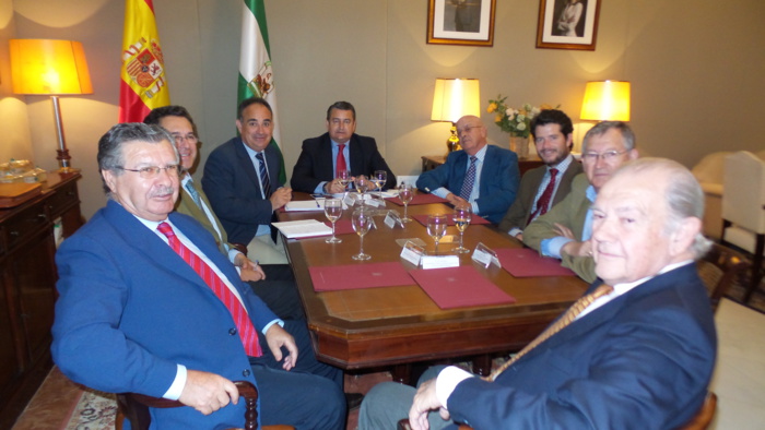 Feragua expone a Antonio Sanz las necesidades y preocupaciones del regadío andaluz Feragua expone a Antonio Sanz las necesidades y preocupaciones del regadío andaluz