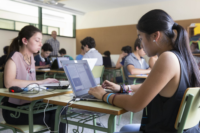 NOTA DE PRENSA: 74 ALUMNOS SEVILLANOS PARTICIPAN EN UN EXAMEN INTERNACIONAL QUE MEDIRÁ LAS CAPACIDADES DE ESTUDIANTES DE 30 PAÍSES NOTA DE PRENSA: 74 ALUMNOS SEVILLANOS PARTICIPAN EN UN EXAMEN INTERNACIONAL QUE MEDIRÁ LAS CAPACIDADES DE ESTUDIANTES DE 30 PAÍSES