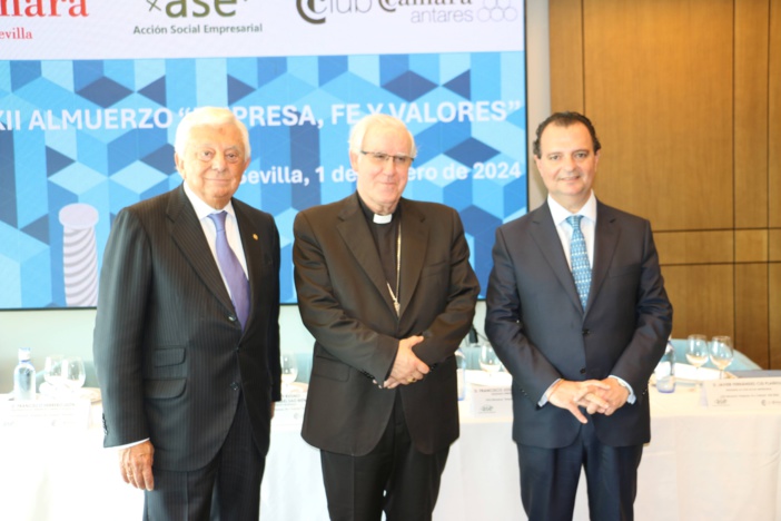 NOTA DE PRENSA: FRANCISCO J. FERNÁNDEZ ROMERO: “NECESITARÍAMOS UN COACHING DIRECTIVO ENFOCADO A LA CONFIANZA EN LOS DEMÁS” NOTA DE PRENSA: FRANCISCO J. FERNÁNDEZ ROMERO: “NECESITARÍAMOS UN COACHING DIRECTIVO ENFOCADO A LA CONFIANZA EN LOS DEMÁS”