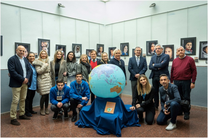 NOTA DE PRENSA: EL COLEGIO SAFA-ICET DE MÁLAGA ORGANIZA LA EXPOSICIÓN ‘MIRADAS’, 43 FOTOGRAFÍAS DE ALUMNADO DE DIVERSAS NACIONALIDADES PARA DAR A CONOCER LA RIQUEZA INTERCULTURAL DEL CENTRO  NOTA DE PRENSA: EL COLEGIO SAFA-ICET DE MÁLAGA ORGANIZA LA EXPOSICIÓN ‘MIRADAS’, 43 FOTOGRAFÍAS DE ALUMNADO DE DIVERSAS NACIONALIDADES PARA DAR A CONOCER LA RIQUEZA INTERCULTURAL DEL CENTRO