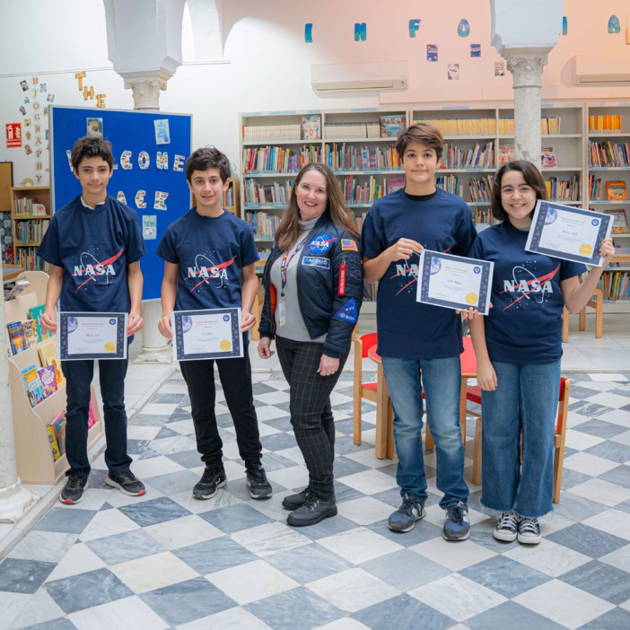NOTA DE PRENSA: LA EMBAJADORA DE LA NASA EN ESPAÑA ENTREGA EN EL COLEGIO INTERNACIONAL DE SEVILLA - SAN FRANCISCO DE PAULA EL PREMIO MENCIÓN ESPECIAL DEL JURADO EN EL NASA SPACE APPS CHALLENGE SEVILLA NOTA DE PRENSA: LA EMBAJADORA DE LA NASA EN ESPAÑA ENTREGA EN EL COLEGIO INTERNACIONAL DE SEVILLA - SAN FRANCISCO DE PAULA EL PREMIO MENCIÓN ESPECIAL DEL JURADO EN EL NASA SPACE APPS CHALLENGE SEVILLA