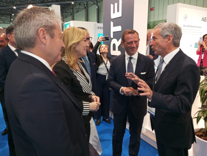 Nota de Prensa- AERTEC presenta en la Feria AIX de Hamburgo su tecnología para electrificación de aviones y cabina conectada Nota de Prensa- AERTEC presenta en la Feria AIX de Hamburgo su tecnología para electrificación de aviones y cabina conectada