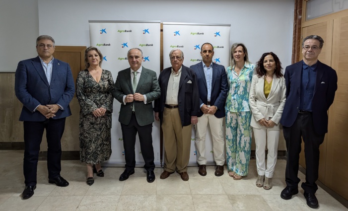 NOTA DE PRENSA: LAS AGUAS SUBTERRÁNEAS PERDERÁN PESO EN EL REGADIO DE TODO EL LITORAL MEDITERRÁNEO, DONDE PASARÁN A REPRESENTAR EL 31% DE LOS RECURSOS HÍDRICOS TOTALES, FRENTE AL 41% ACTUAL NOTA DE PRENSA: LAS AGUAS SUBTERRÁNEAS PERDERÁN PESO EN EL REGADIO DE TODO EL LITORAL MEDITERRÁNEO, DONDE PASARÁN A REPRESENTAR EL 31% DE LOS RECURSOS HÍDRICOS TOTALES, FRENTE AL 41% ACTUAL