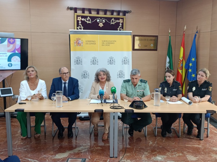 NOTA CON FOTOS - Los farmacéuticos gaditanos celebran su Día Mundial visibilizando la importante papel que desarrollan en favor de los ciudadanos  NOTA CON FOTOS - Los farmacéuticos gaditanos celebran su Día Mundial visibilizando la importante papel que desarrollan en favor de los ciudadanos
