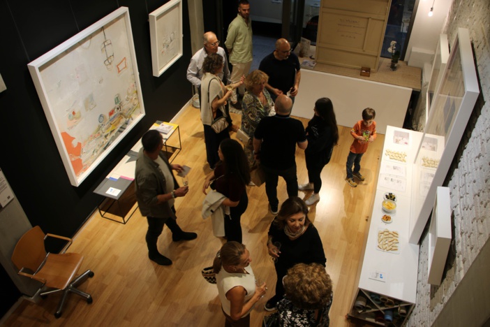 NOTA DE PRENSA: EL PINTOR ONUBENSE PEPE BONAÑO SE ESTRENA EN SEVILLA CON LA EXPOSICIÓN 'RECUERDOS DE CALICHE', QUE SE EXPONDRÁ HASTA EL 30 DE OCTUBRE EN ESPACIO EXZÉNTRICO NOTA DE PRENSA: EL PINTOR ONUBENSE PEPE BONAÑO SE ESTRENA EN SEVILLA CON LA EXPOSICIÓN 'RECUERDOS DE CALICHE', QUE SE EXPONDRÁ HASTA EL 30 DE OCTUBRE EN ESPACIO EXZÉNTRICO