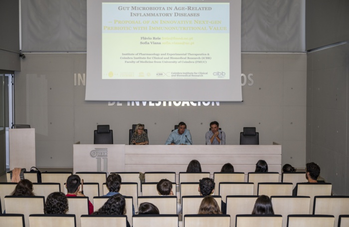 NOTA DE PRENSA: INVESTIGADORES DE LA UNIVERSIDAD DE COIMBRA TRABAJAN EN  UN PREBIÓTICO QUE MEJORARÁ LAS ENFERMEDADES  INFLAMATORIAS DE PACIENTES EN EDAD AVANZADA NOTA DE PRENSA: INVESTIGADORES DE LA UNIVERSIDAD DE COIMBRA TRABAJAN EN  UN PREBIÓTICO QUE MEJORARÁ LAS ENFERMEDADES  INFLAMATORIAS DE PACIENTES EN EDAD AVANZADA