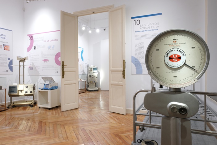 “La Diálisis, Esperanza de Vida”: una exposición para acercar el desarrollo histórico de la diálisis en España y mostrar la importancia de los tratamientos sustitutivos para salvar las vidas de los pacientes con enfermedad renal “La Diálisis, Esperanza de Vida”: una exposición para acercar el desarrollo histórico de la diálisis en España y mostrar la importancia de los tratamientos sustitutivos para salvar las vidas de los pacientes con enfermedad renal