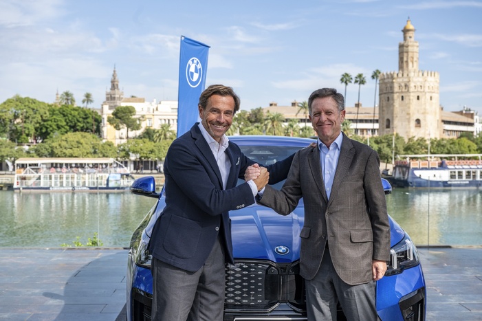 NOTA INFORMATIVA: SYRSA SE CONVIERTE EN EL GRUPO DE AUTOMOCIÓN LÍDER DE ANDALUCÍA CON LA INCORPORACIÓN DE LAS MARCAS BMW, MINI Y BMW MOTORRAD NOTA INFORMATIVA: SYRSA SE CONVIERTE EN EL GRUPO DE AUTOMOCIÓN LÍDER DE ANDALUCÍA CON LA INCORPORACIÓN DE LAS MARCAS BMW, MINI Y BMW MOTORRAD