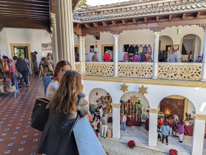 Nota de prensa - Nuevo Futuro celebra este próximo fin de semana su IX Mercado de Navidad con productos y artículos de empresas locales con los que los sevillanos podrán ayudar a menores privados de un ambiente familiar Nota de prensa - Nuevo Futuro celebra este próximo fin de semana su IX Mercado de Navidad con productos y artículos de empresas locales con los que los sevillanos podrán ayudar a menores privados de un ambiente familiar