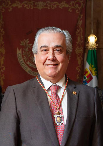 NOTA DE PRENSA: IGNACIO FERRER CAZORLA, REELEGIDO DECANO DEL COLEGIO NOTARIAL DE EXTREMADURA NOTA DE PRENSA: IGNACIO FERRER CAZORLA, REELEGIDO DECANO DEL COLEGIO NOTARIAL DE EXTREMADURA