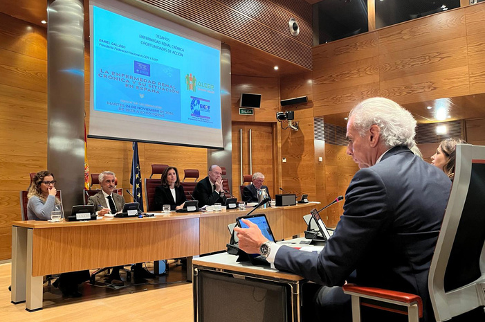 Nota de prensa - Nefrólogos y pacientes llevan al Senado su preocupación por la falta de atención a la salud del renal con un plan de acción para prevenir y detectar precozmente la Enfermedad Renal Crónica (ERC) Nota de prensa - Nefrólogos y pacientes llevan al Senado su preocupación por la falta de atención a la salud del renal con un plan de acción para prevenir y detectar precozmente la Enfermedad Renal Crónica (ERC)