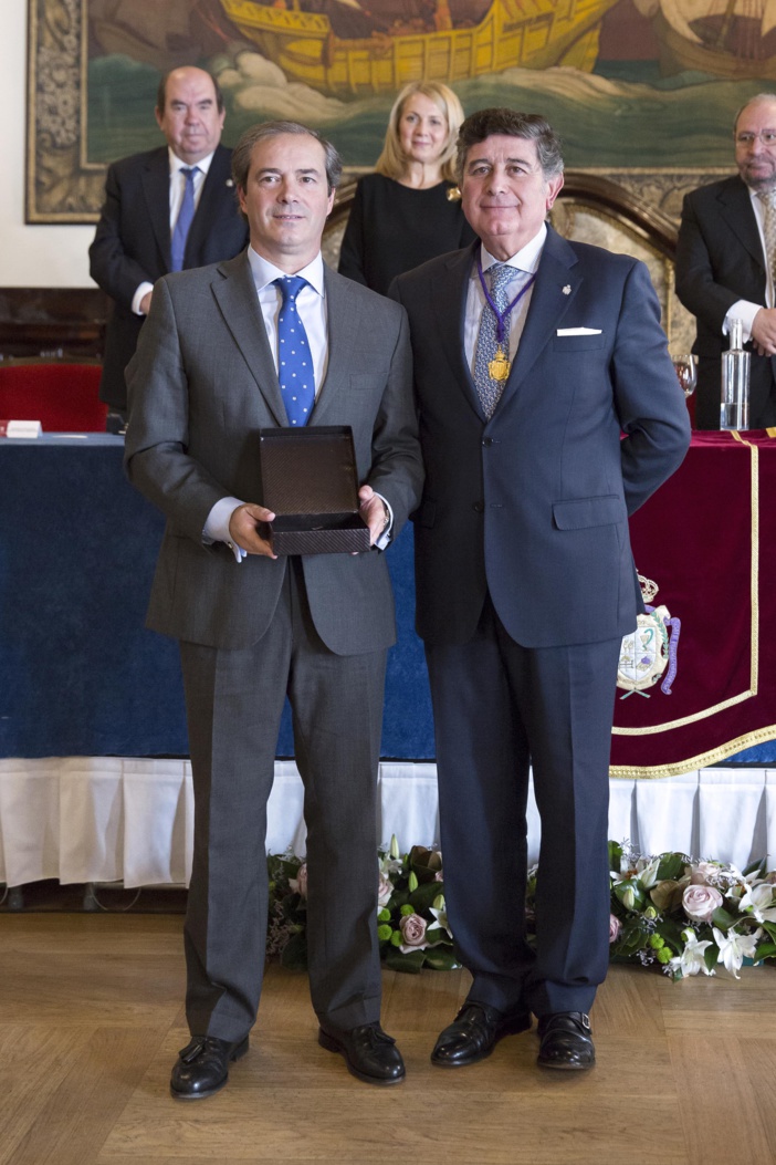Brillante pregón de Matilde Sánchez Reyes, vicepresidenta de Cecofar, en las fiestas patronales de los farmacéuticos sevillanos Brillante pregón de Matilde Sánchez Reyes, vicepresidenta de Cecofar, en las fiestas patronales de los farmacéuticos sevillanos