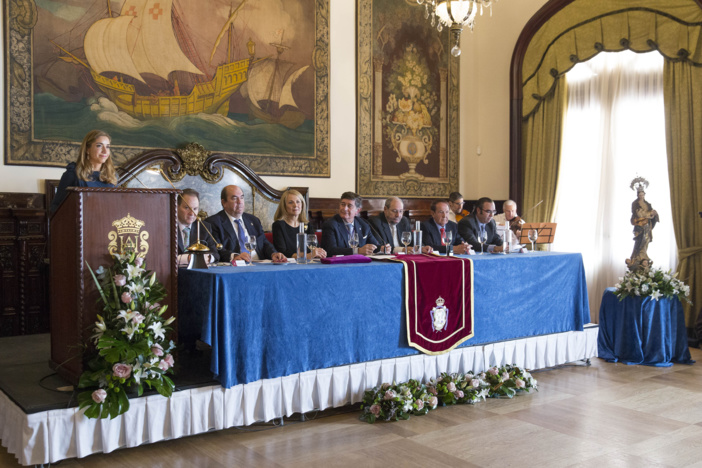 Brillante pregón de Matilde Sánchez Reyes, vicepresidenta de Cecofar, en las fiestas patronales de los farmacéuticos sevillanos Brillante pregón de Matilde Sánchez Reyes, vicepresidenta de Cecofar, en las fiestas patronales de los farmacéuticos sevillanos