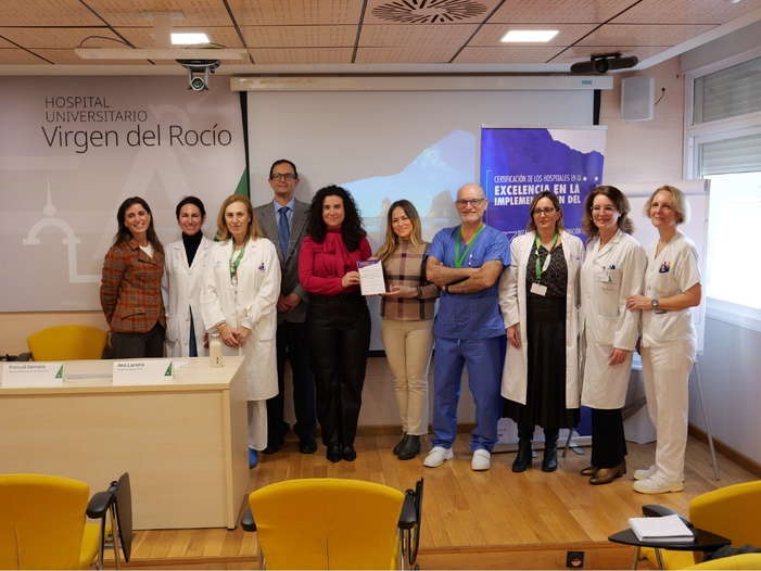 Nota de Prensa- EL HOSPITAL VIRGEN DEL ROCÍO RECIBE LA CERTIFICACIÓN DE EXCELENCIA EN LA IMPLEMENTACIÓN DEL DECÁLOGO PARA LA ELIMINACIÓN DE LA HEPATITIS C