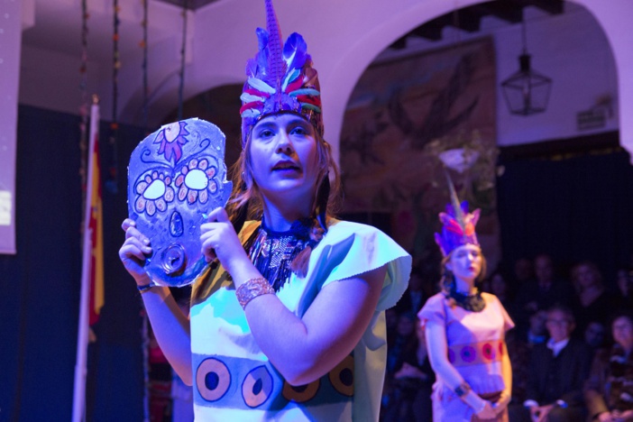 NOTA DE PRENSA: MÁS DE 1.000 ALUMNOS, PROFESORES Y PADRES RECREAN LA HISTORIA, CULTURA, CIENCIA Y GASTRONOMÍA DE MÉXICO NOTA DE PRENSA: MÁS DE 1.000 ALUMNOS, PROFESORES Y PADRES RECREAN LA HISTORIA, CULTURA, CIENCIA Y GASTRONOMÍA DE MÉXICO