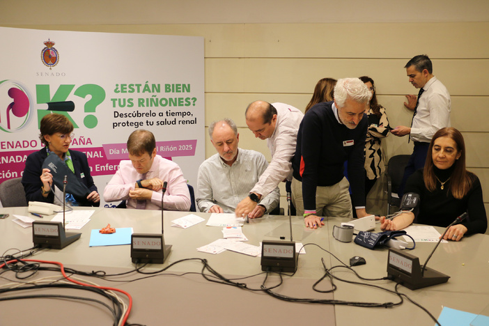Nota de prensa - La enfermedad renal confirma su carácter de "epidemia silenciosa" y la necesidad de mayor prevención en un cribado en el Senado: casi la mitad de los senadores y trabajadores presentan factores de riesgo y la mayoría no lo sabían
