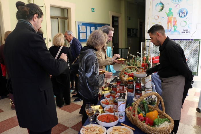 Nota de prensa - Los farmacéuticos de Almería fomentan la alimentación saludable y los beneficios para la salud de los productos almerienses en unas jornadas gastronómicas sobre el tomate y el pimiento