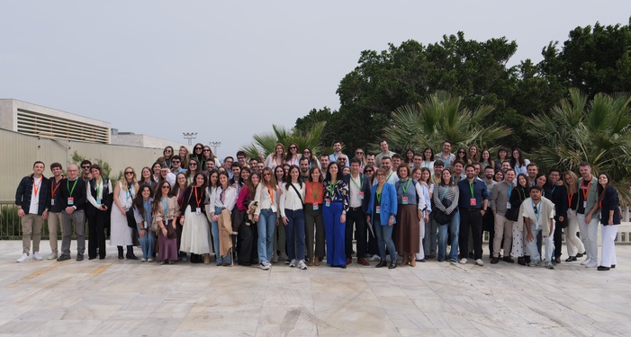 Cerca de un centenar de jóvenes oncólogos de toda Andalucía se dan cita en Almería para mejorar su formación clínica y ampliar su aprendizaje práctico en otros campos como la IA o la genética Cerca de un centenar de jóvenes oncólogos de toda Andalucía se dan cita en Almería para mejorar su formación clínica y ampliar su aprendizaje práctico en otros campos como la IA o la genética