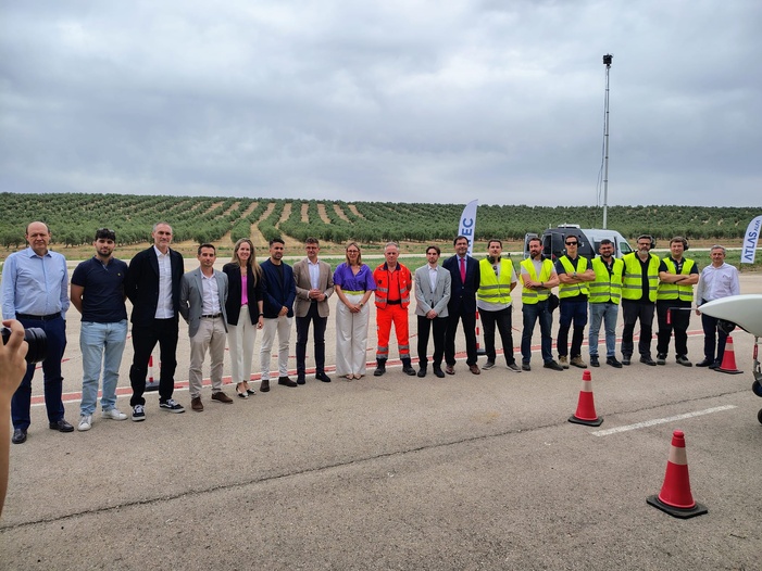 Nota de Prensa- El proyecto U-ELCOME une por primera vez dos espacios aéreos U-space en una operación de transporte sanitario con drones en Andalucía