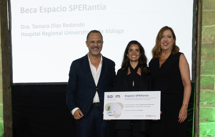 El Hospital Regional de Málaga convertirá su sala de espera de oncología en un espacio más humanizado y confortable gracias a una beca de la Sociedad Andaluza de Oncología Médica