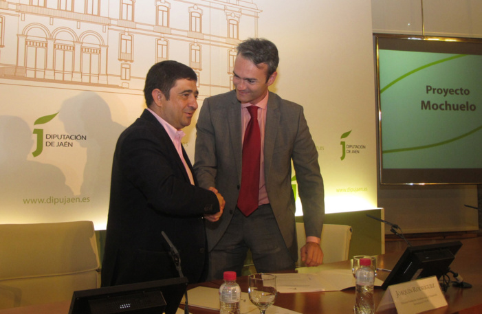 EL CENTRO DE VUELOS ATLAS DESARROLLARÁ UN PROYECTO PIONERO PARA VIGILAR EXPLOTACIONES AGRÍCOLAS A TRAVÉS DE AVIONES NO TRIPULADOS EL CENTRO DE VUELOS ATLAS DESARROLLARÁ UN PROYECTO PIONERO PARA VIGILAR EXPLOTACIONES AGRÍCOLAS A TRAVÉS DE AVIONES NO TRIPULADOS