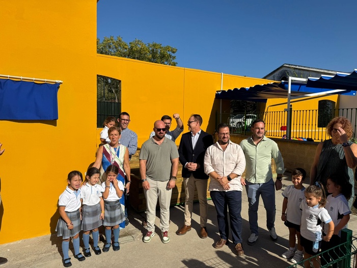 NOTA DE PRENSA: EL ALCALDE DE EL PUERTO, GERMÁN BEARDO, INAUGURA EL RENOVADO PATIO DE SAN FRANCISCO DEL COLEGIO SAFA SAN LUIS, UN NUEVO ESPACIO DE PSICOMOTRICIDAD Y ESTIMULACIÓN AL AIRE LIBRE NOTA DE PRENSA: EL ALCALDE DE EL PUERTO, GERMÁN BEARDO, INAUGURA EL RENOVADO PATIO DE SAN FRANCISCO DEL COLEGIO SAFA SAN LUIS, UN NUEVO ESPACIO DE PSICOMOTRICIDAD Y ESTIMULACIÓN AL AIRE LIBRE