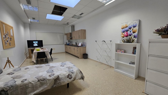 NOTA DE PRENSA: ‘EL PISITO’: EL AULA QUE ENSEÑA A ‘VIVIR’ A ALUMNADO CON NECESIDADES EDUCATIVAS ESPECIALES Y FOMENTA SU AUTONOMÍA DE CARA A LA EDAD ADULTA NOTA DE PRENSA: ‘EL PISITO’: EL AULA QUE ENSEÑA A ‘VIVIR’ A ALUMNADO CON NECESIDADES EDUCATIVAS ESPECIALES Y FOMENTA SU AUTONOMÍA DE CARA A LA EDAD ADULTA