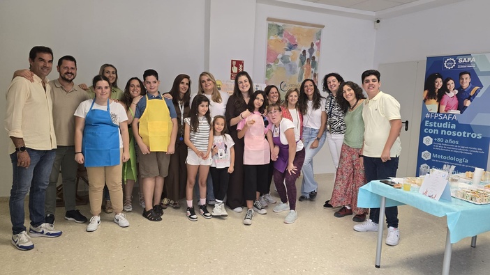 NOTA DE PRENSA: ‘EL PISITO’: EL AULA QUE ENSEÑA A ‘VIVIR’ A ALUMNADO CON NECESIDADES EDUCATIVAS ESPECIALES Y FOMENTA SU AUTONOMÍA DE CARA A LA EDAD ADULTA NOTA DE PRENSA: ‘EL PISITO’: EL AULA QUE ENSEÑA A ‘VIVIR’ A ALUMNADO CON NECESIDADES EDUCATIVAS ESPECIALES Y FOMENTA SU AUTONOMÍA DE CARA A LA EDAD ADULTA