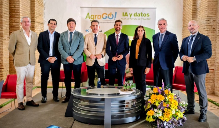 NOTA DE PRENSA/HUELVA: LA INTELIGENCIA ARTIFICIAL Y EL BIG DATA, MOTORES PARA UN SALTO TECNOLÓGICO EN EL SECTOR DE LAS BERRIES NOTA DE PRENSA/HUELVA: LA INTELIGENCIA ARTIFICIAL Y EL BIG DATA, MOTORES PARA UN SALTO TECNOLÓGICO EN EL SECTOR DE LAS BERRIES