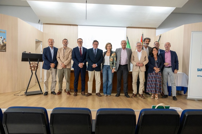 NOTA DE PRENSA/SAFA: MÁS DE 2.600 ALUMNOS Y 225 DOCENTES FORMADOS EN LEAN MANAGEMENT EN LA FP ANDALUZA NOTA DE PRENSA/SAFA: MÁS DE 2.600 ALUMNOS Y 225 DOCENTES FORMADOS EN LEAN MANAGEMENT EN LA FP ANDALUZA