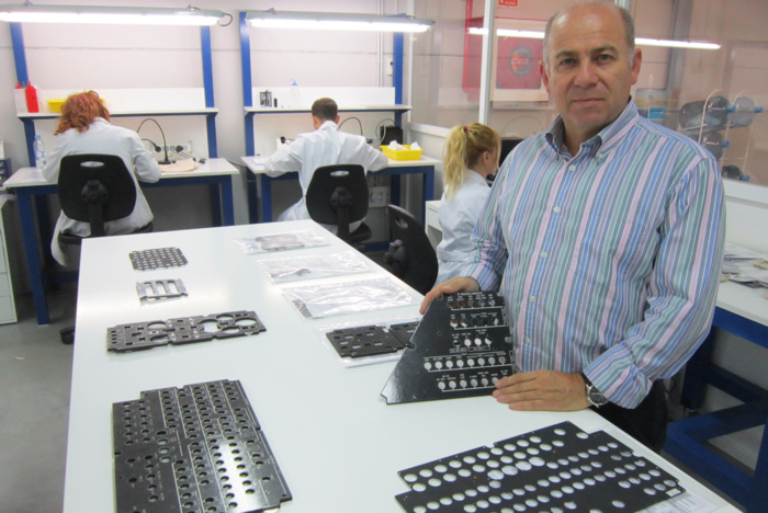 GRABYSUR AUMENTA SU FACTURACIÓN UN 15% EN 2015 Y DUPLICA SU CAPACIDAD PARA TRANSFORMACIÓN DE EQUIPOS AERONÁUTICOS A VISIÓN NOCTURNA GRABYSUR AUMENTA SU FACTURACIÓN UN 15% EN 2015 Y DUPLICA SU CAPACIDAD PARA TRANSFORMACIÓN DE EQUIPOS AERONÁUTICOS A VISIÓN NOCTURNA