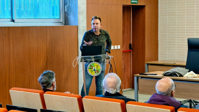JOAN MONTANER, NEURÓLOGO Y DIRECTOR DEL GRUPO DE INVESTIGACION NEUROVASCULAR DE SEVILLA, PRESENTA EN BADAJOZ UNA PROPUESTA PIONERA PARA SUSTITUIR LA SAL POR SALICORNIA Y REDUCIR LA HIPERTENSIÓN, PRINCIPAL FACTOR DE LOS ACCIDENTES CEREBROVASCULARES JOAN MONTANER, NEURÓLOGO Y DIRECTOR DEL GRUPO DE INVESTIGACION NEUROVASCULAR DE SEVILLA, PRESENTA EN BADAJOZ UNA PROPUESTA PIONERA PARA SUSTITUIR LA SAL POR SALICORNIA Y REDUCIR LA HIPERTENSIÓN, PRINCIPAL FACTOR DE LOS ACCIDENTES CEREBROVASCULARES