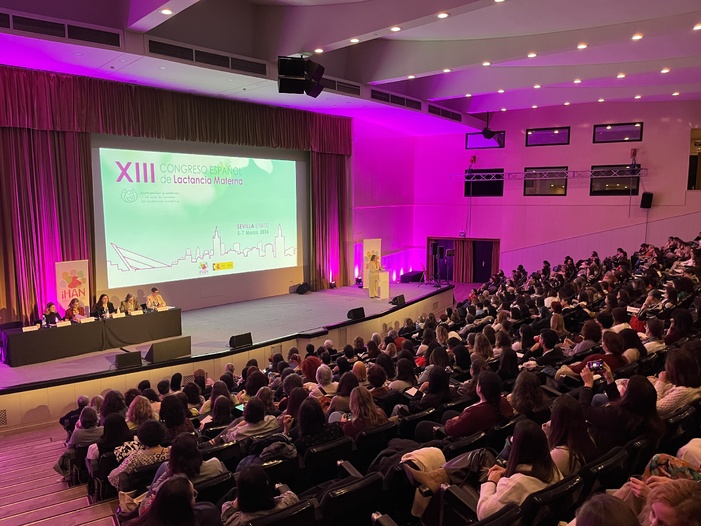 NOTA DE PRENSA: SEVILLA SE CONVIERTE EN CAPITAL DE LA LACTANCIA MATERNA CON UNA LLAMADA A POTENCIAR LA HUMANIZACIÓN DE LA ASISTENCIA AL NACIMIENTO Y LA PROTECCIÓN DE LA INFANCIA