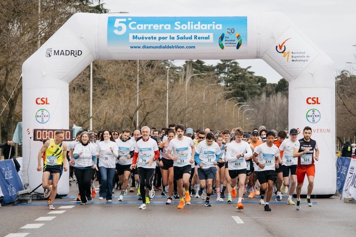 Nota - Cerca de 500 personas participan en Madrid en la “5ª Carrera Solidaria Muévete por la Salud Renal” para sensibilizar sobre el impacto creciente de la enfermedad renal y fomentar el ejercicio y los hábitos saludables como medida de prevención